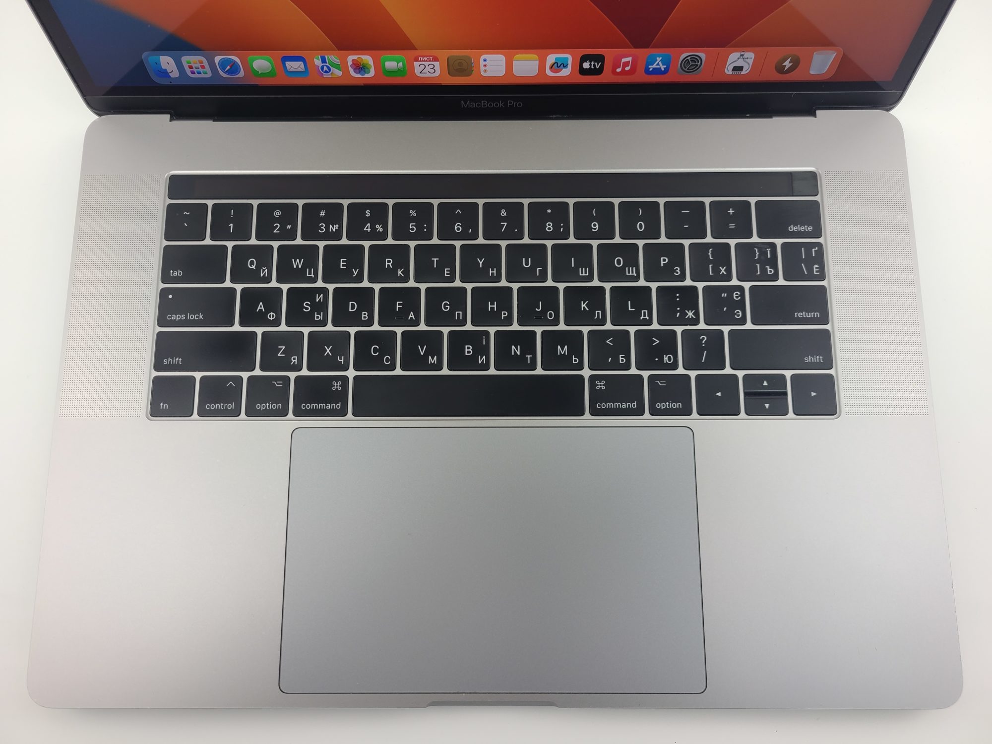Ноутбук Apple MacBook Pro 15 Touch Bar (Mid 2017) A1707